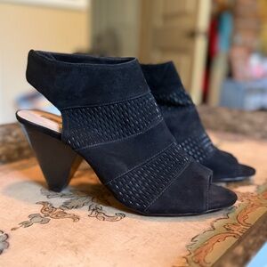 Black Leather Block Heels by Audrey Brooke, good condition, women’s Sz 8.5